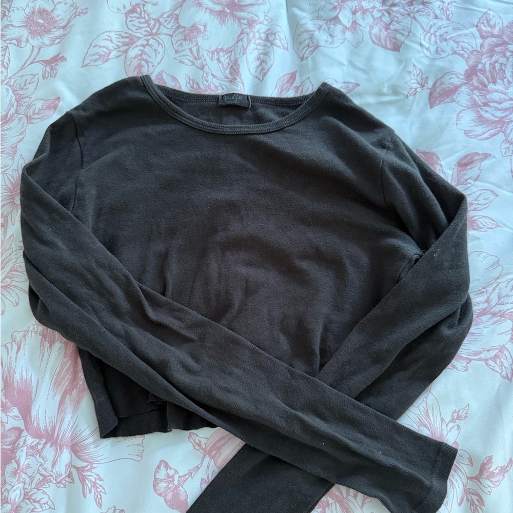 Brandy Melville Black Long Sleeve Sweatshirt